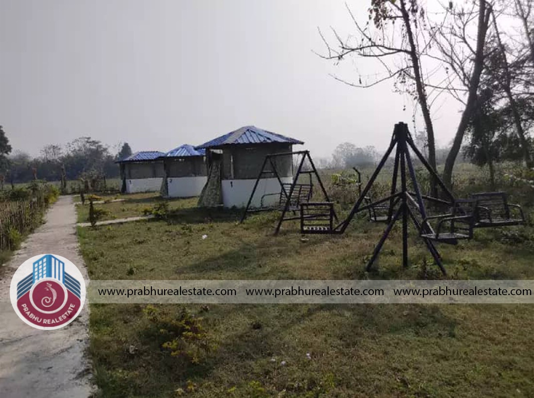 Sale On Restaurant With Land at Nawalparasi