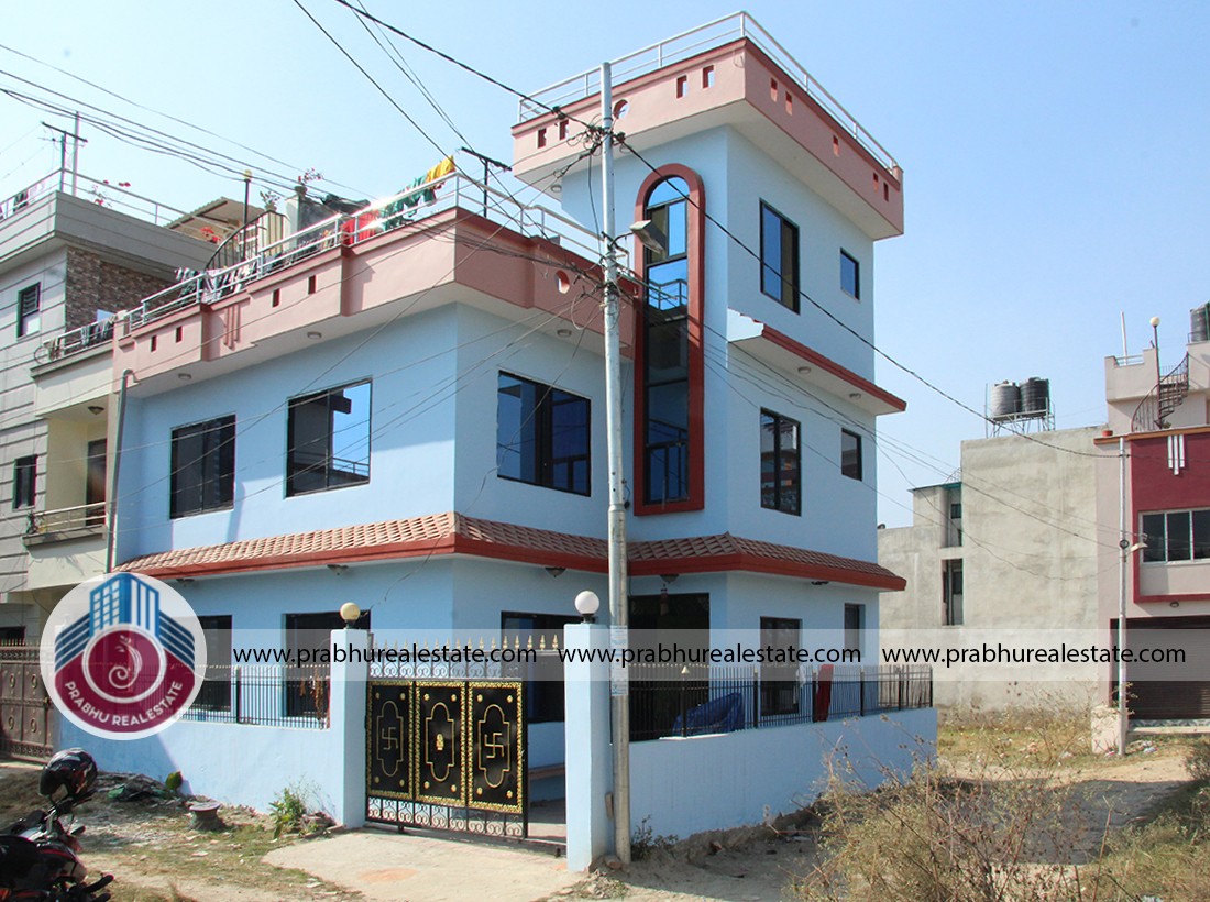 House at Imadol Swimming Pool,
