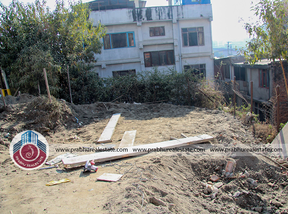 Land at Basundhara Chauki